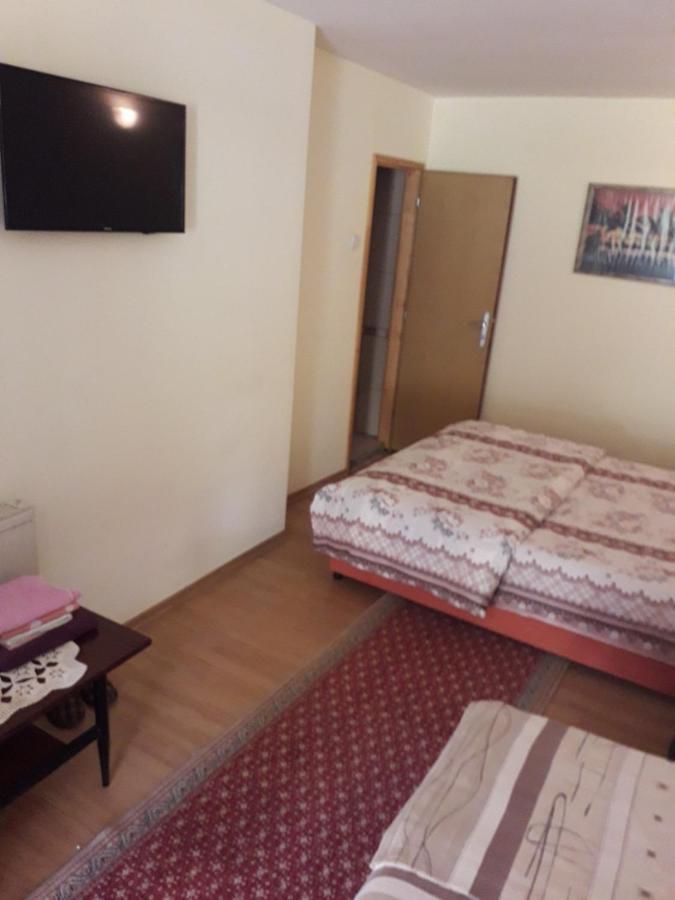 Prenociste Vitas Bed & Breakfast Miljevina Eksteriør bilde