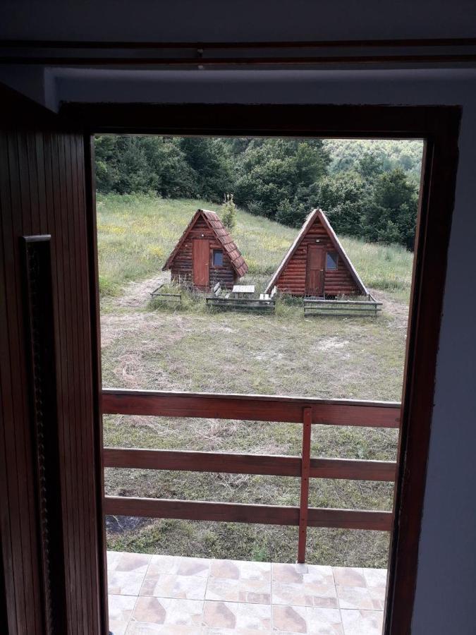 Prenociste Vitas Bed & Breakfast Miljevina Eksteriør bilde
