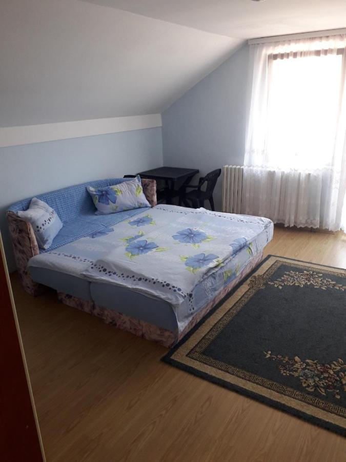 Prenociste Vitas Bed & Breakfast Miljevina Eksteriør bilde